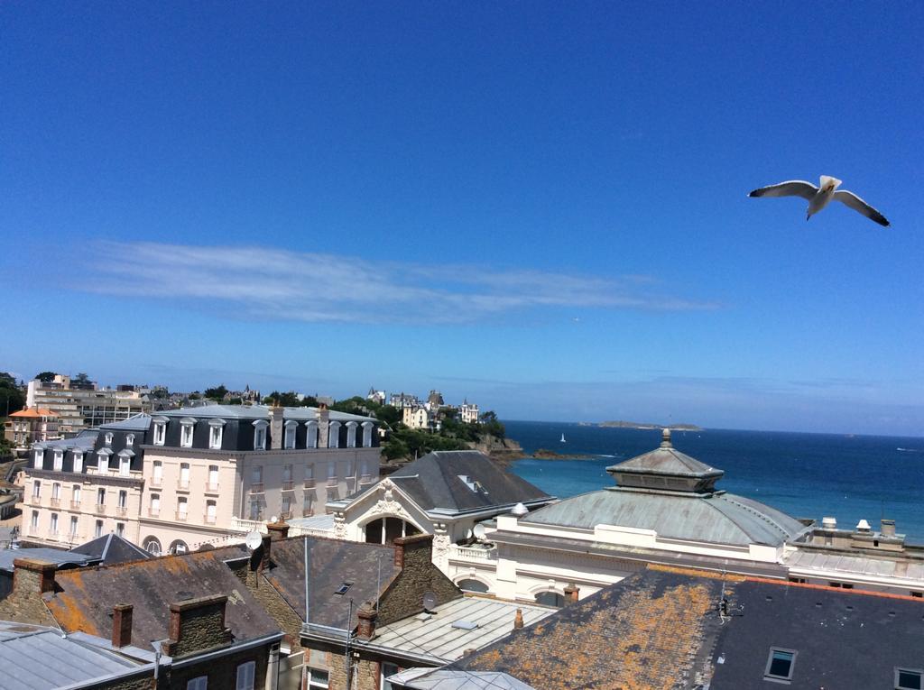 Les studios vue mer Le Matlo Dinard Extérieur photo