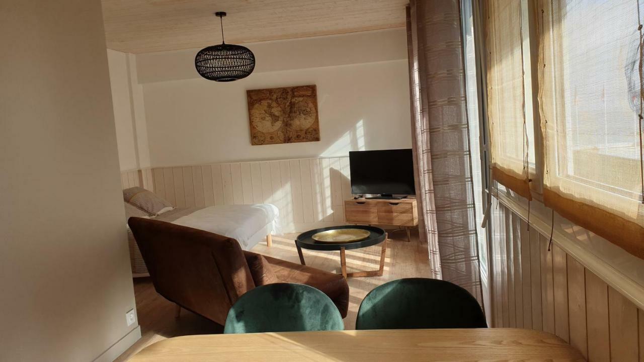 Les studios vue mer Le Matlo Dinard Extérieur photo