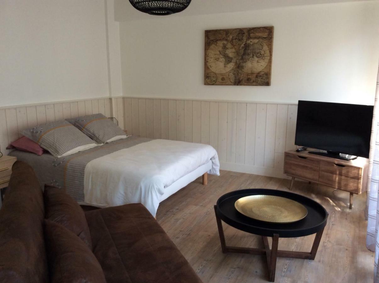 Les studios vue mer Le Matlo Dinard Extérieur photo